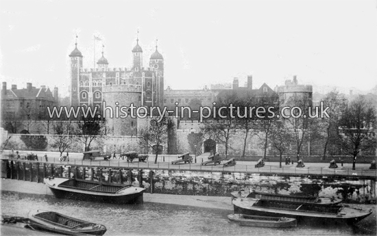 The Tower of London. c.1902.